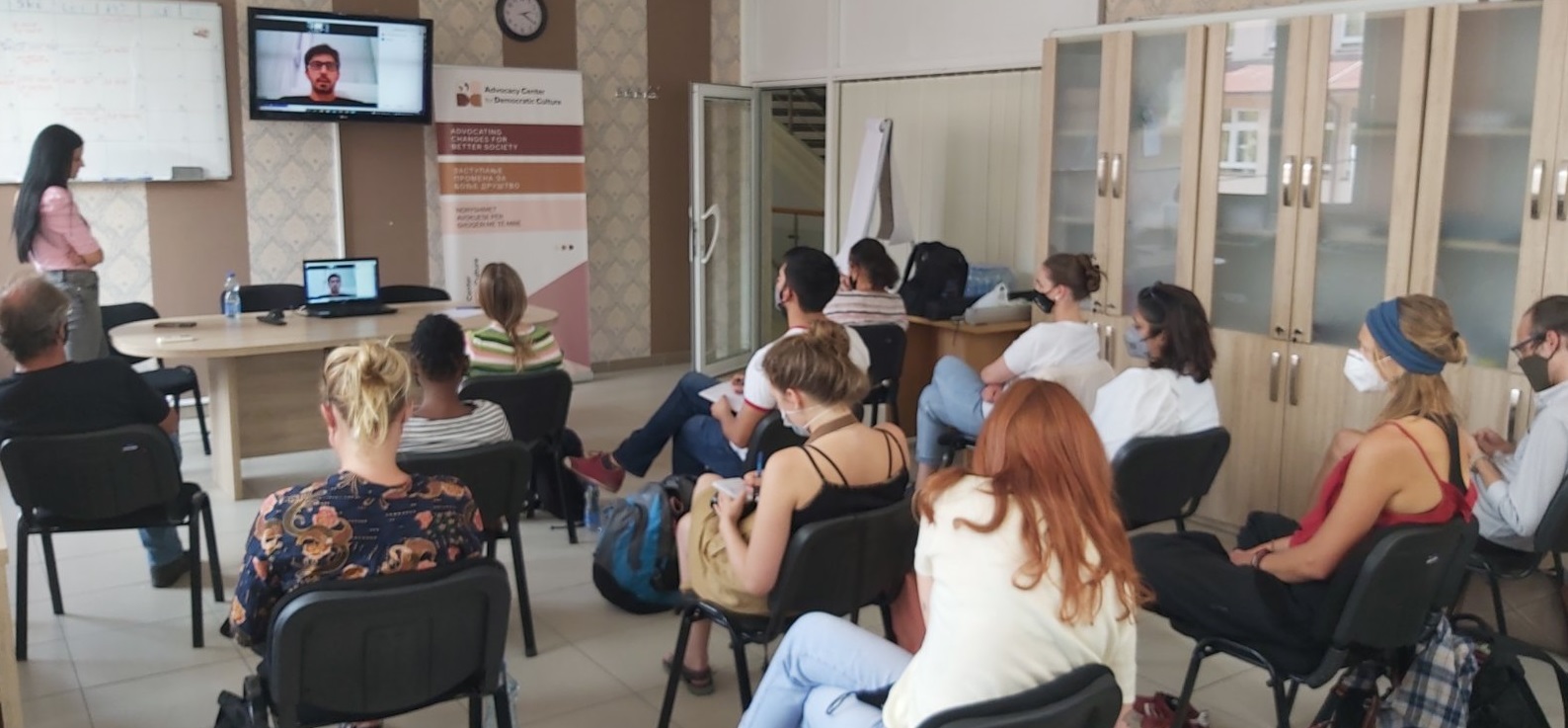 visit-of-the-students-of-european-masters-degree-in-human-rights-and-democratization-ema