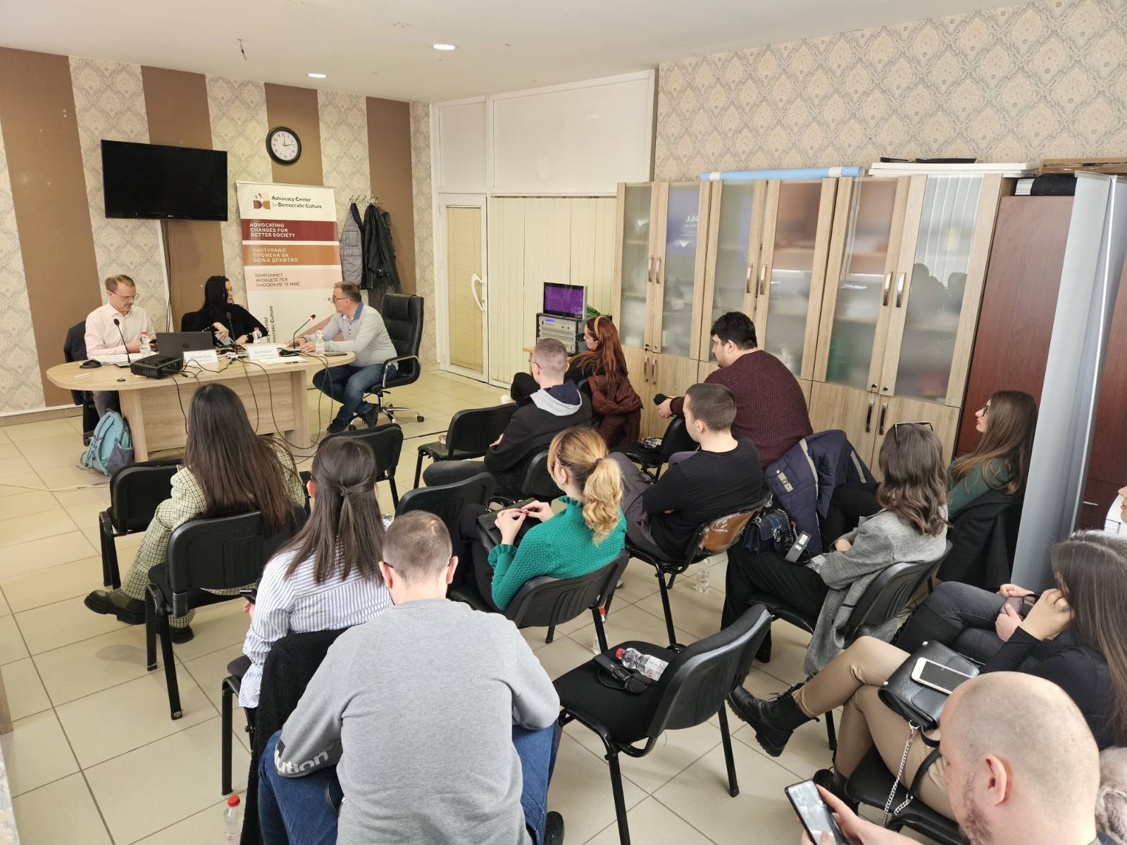 sesion-informativ-nga-dhomat-e-specializuara-te-kosoves